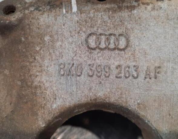 Getriebe Halterung von einem Audi Q5