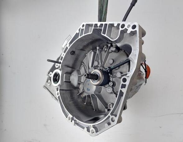 Manual Transmission RENAULT CAPTUR II (HF_)