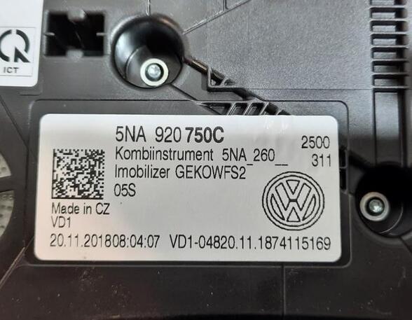 Tacho - Kombiinstrument KM von einem Volkswagen Tiguan