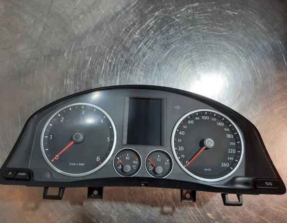 Tachometer (Revolution Counter) VW TIGUAN (5N_)