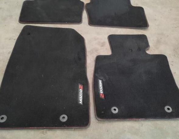 Floor mat (Carpet Mat) MAZDA 2 (DL, DJ)