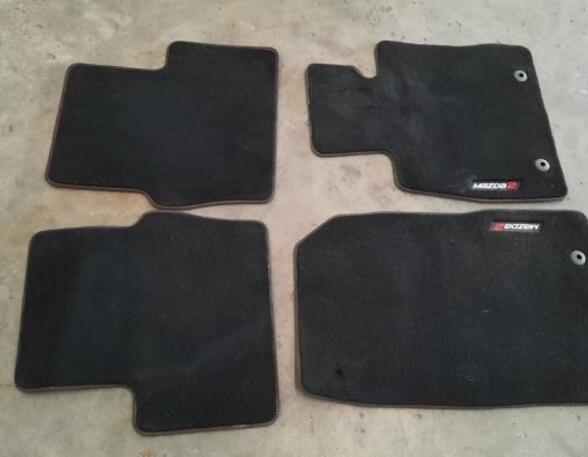 Floor mat (Carpet Mat) MAZDA 2 (DL, DJ)