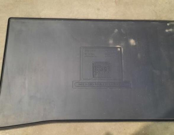 Floor mat (Carpet Mat) LEXUS CT (ZWA10_)