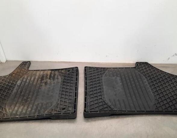 Floor mat (Carpet Mat) MERCEDES-BENZ VITO Van (W447)