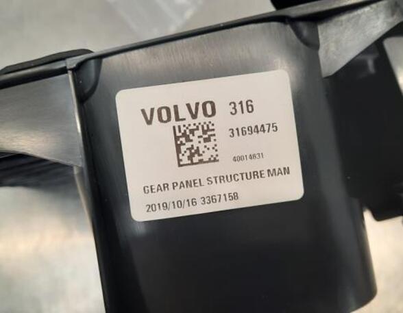 Getränkehalter von einem Volvo XC40