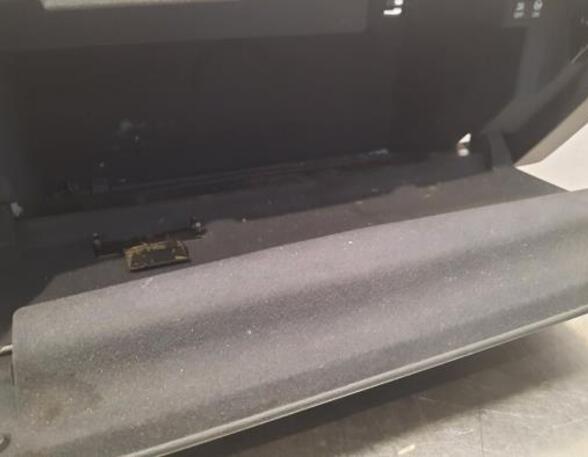 Glove Compartment (Glovebox) AUDI A6 C8 Avant (4A5)