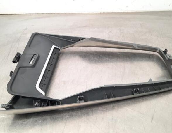 Middenconsole AUDI A3 Sportback (8YA)