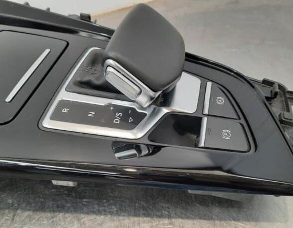 Middenconsole AUDI A4 Avant (8W5, 8WD, B9), AUDI A5 Sportback (F5A, F5F), AUDI A4 Allroad B9 (8WH, 8WJ)