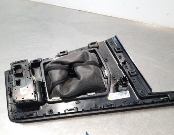 Center Console VW GOLF VIII (CD1)