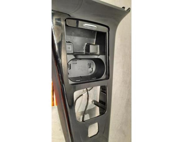 Center Console MERCEDES-BENZ A-CLASS (W177)