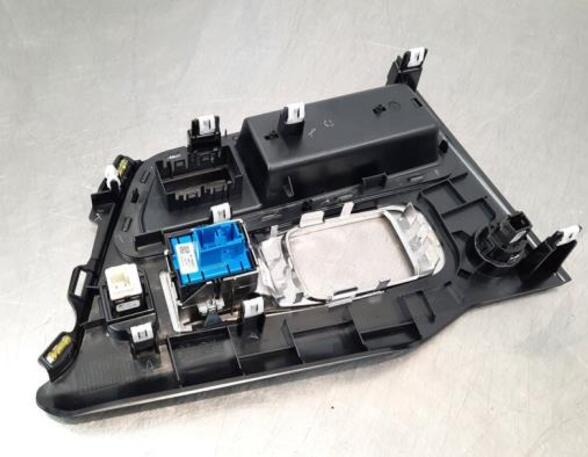 Center Console PEUGEOT 3008 SUV (MC_, MR_, MJ_, M4_)