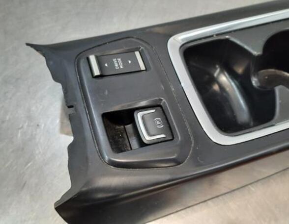 Center Console OPEL CORSA F (P2JO)