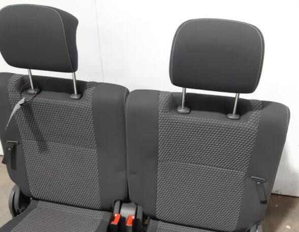 Rear Seat TOYOTA VERSO (_R2_)