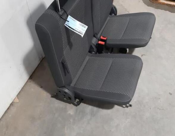 Rear Seat TOYOTA VERSO (_R2_)