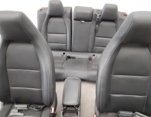 Seats Set MERCEDES-BENZ CLA Coupe (C117)