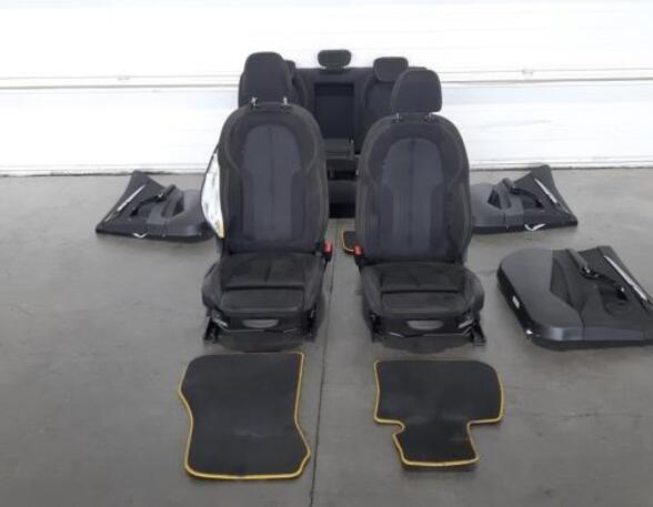 Seats Set BMW X2 (F39)