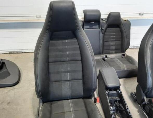 Seats Set MERCEDES-BENZ GLA-CLASS (X156)