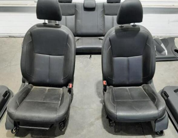 Seats Set NISSAN NP300 NAVARA Pickup (D23)