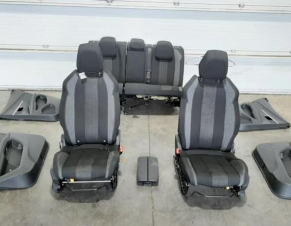 Seats Set PEUGEOT 3008 SUV (MC_, MR_, MJ_, M4_)