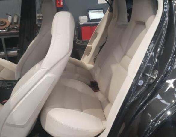 Seats Set PORSCHE PANAMERA (970)