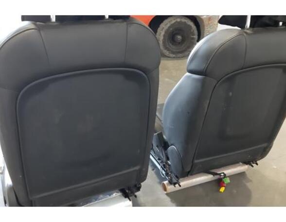 Seats Set PORSCHE MACAN (95B)