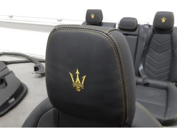 Zetels Set MASERATI GRECALE