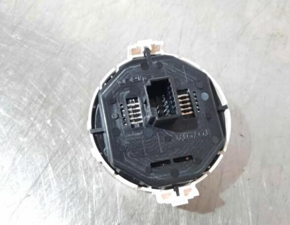 Switch for hazard light TOYOTA YARIS (_P13_)