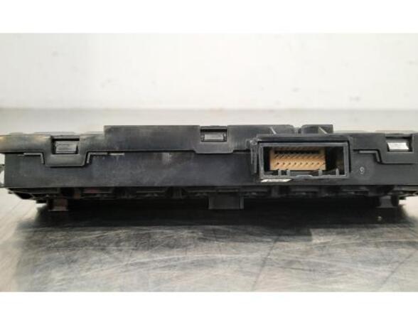 Switch for hazard light RENAULT CLIO V (B7_), RENAULT CAPTUR II (HF_)