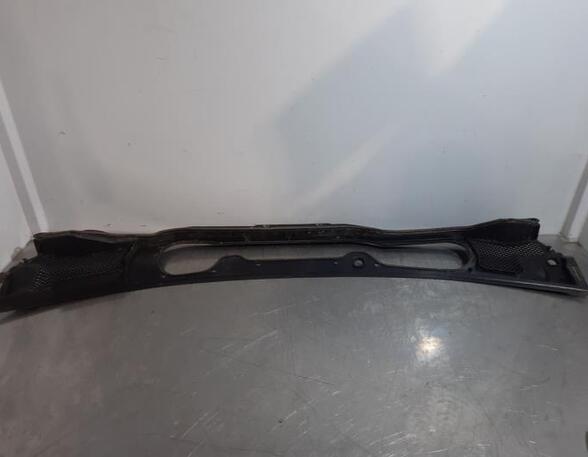 Water Deflector VOLVO V40 Hatchback (525, 526), VOLVO V40 Cross Country (526)