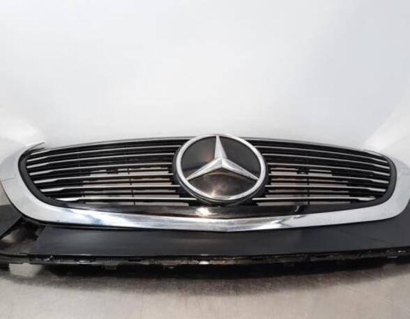 Grill von einem Mercedes EQC (922)