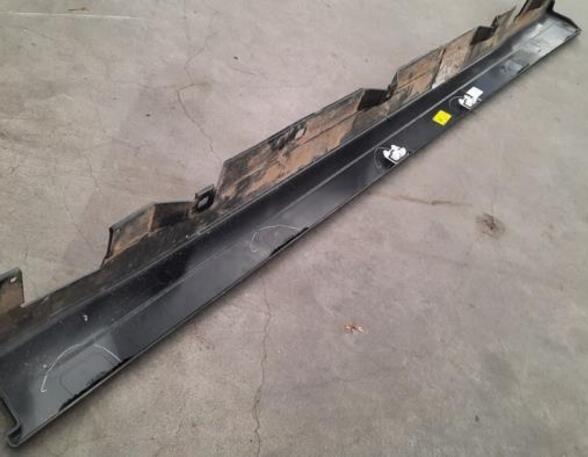 Sill Trim MERCEDES-BENZ GLB (X247)