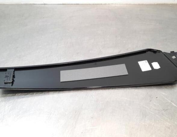 Trim Strip Bumper AUDI Q8 (4MN)