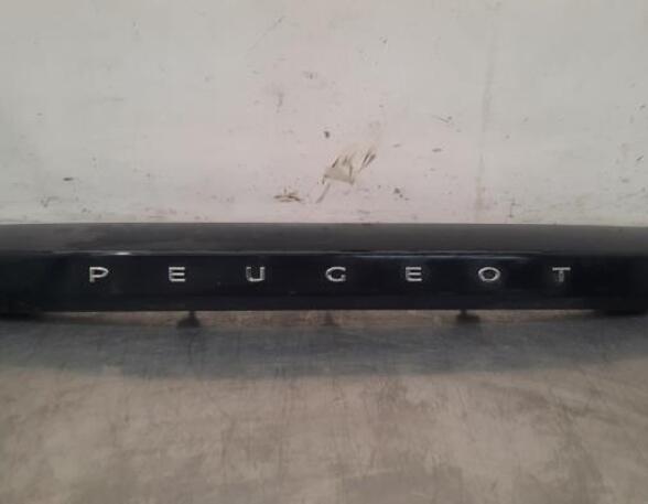 Sierpaneel bumper PEUGEOT 2008 II (UD_, US_, UY_, UK_)