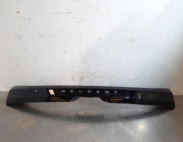 Sierpaneel bumper PEUGEOT 208 II (UB_, UP_, UW_, UJ_)