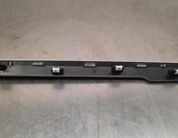 Trim Strip Bumper PEUGEOT 5008 II (MC_, MJ_, MR_, M4_), PEUGEOT 3008 SUV (MC_, MR_, MJ_, M4_)