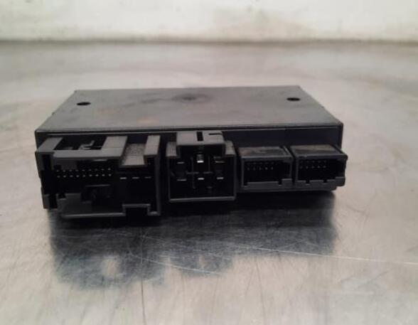 Control unit for trailer coupling AUDI A4 Avant (8W5, 8WD, B9), AUDI A4 (8W2, 8WC, B9)