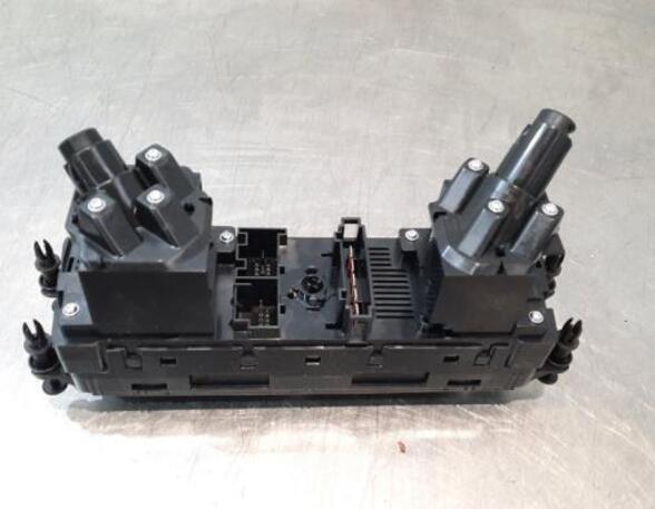 Air Conditioning Control Unit VW POLO (AW1, BZ1)