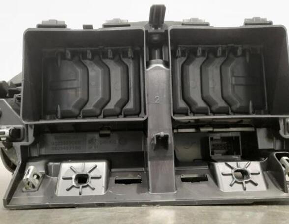 Air Conditioning Control Unit PEUGEOT 2008 II (UD_, US_, UY_, UK_)