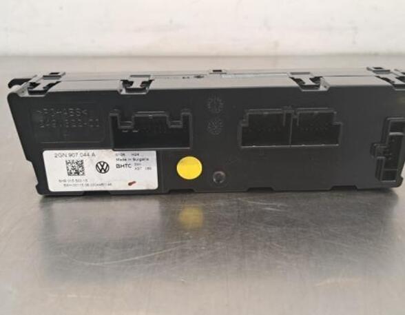 Air Conditioning Control Unit VW POLO (AW1, BZ1)