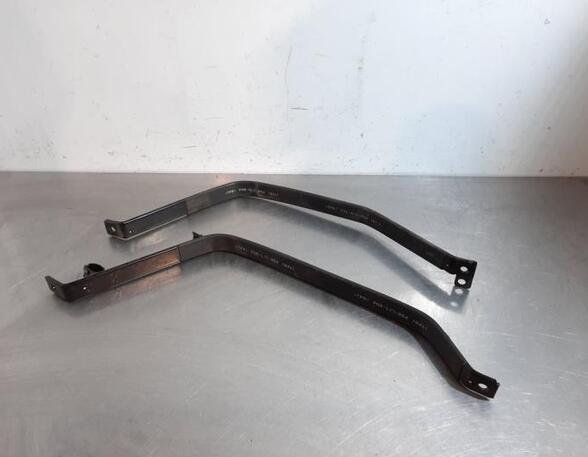 Fuel Tank Strap HYUNDAI i30 Estate (PDE)