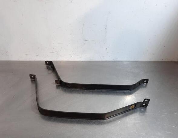 Fuel Tank Strap HYUNDAI i30 Estate (PDE)