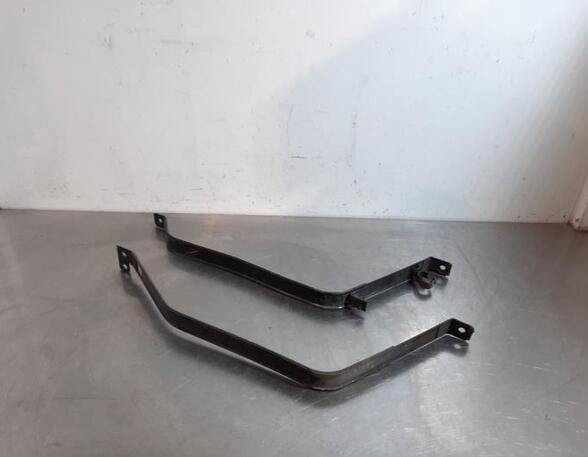 
Spannband Tank Hyundai i30 III PD, PDE, PDEN  P18837435
