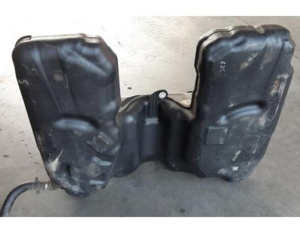 Tank BMW X6 E71, E72 16117195461 P21115068