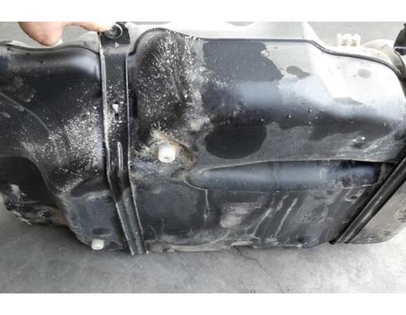 
Tank Infiniti Q30  172025DA0A P20611195
