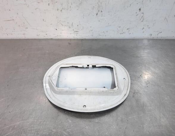 Fuel Tank Filler Flap BMW 1 (F21)