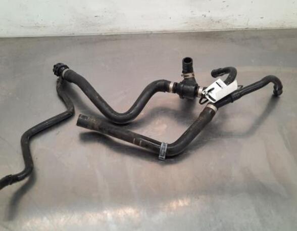 Radiator Hose AUDI Q4 SUV (F4B)