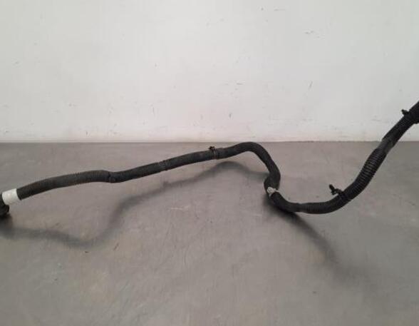 Radiator Hose TESLA MODEL 3 (5YJ3)