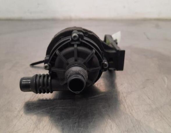 Additional Water Pump BMW X7 (G07)