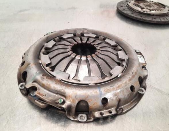 Clutch Kit RENAULT CLIO V (B7_)