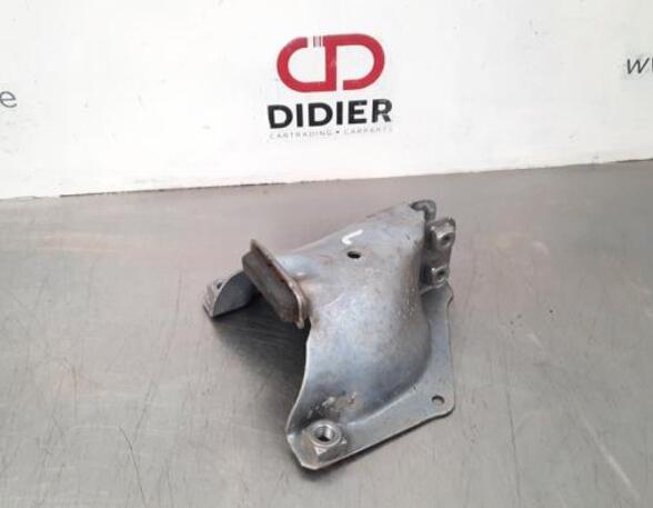 Engine Mount Bracket AUDI A6 Avant (4G5, 4GD, C7)